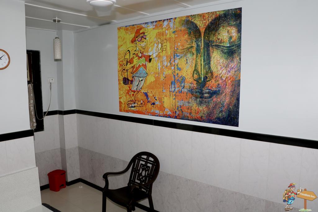 Traveller'S Inn Hotel - Fort Bombay Exterior foto